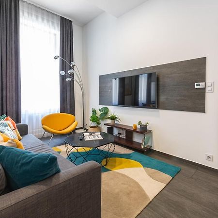 Luxury Nova Home Next To The New York Cafe บูดาเปสต์ ภายนอก รูปภาพ