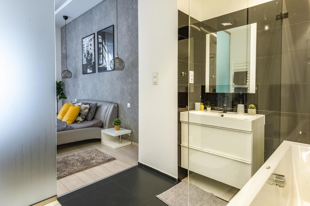 Luxury Nova Home Next To The New York Cafe บูดาเปสต์ ภายนอก รูปภาพ
