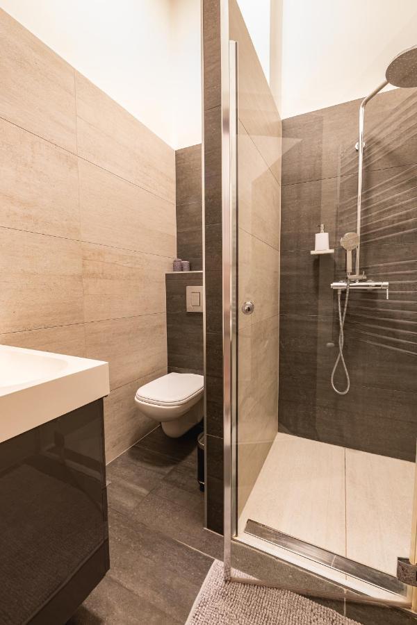 Luxury Nova Home Next To The New York Cafe บูดาเปสต์ ภายนอก รูปภาพ